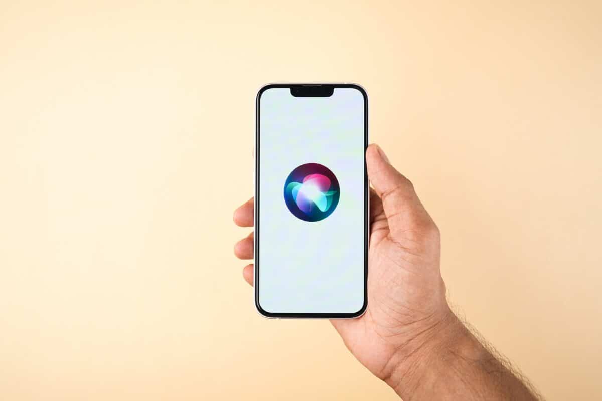 Siri, l'oreille indiscrète qui fait trembler Apple