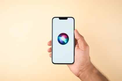 Siri, l'oreille indiscrète qui fait trembler Apple