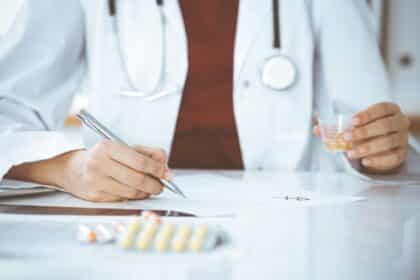 Trump frappe fort : les médicaments américains à prix cassés ?